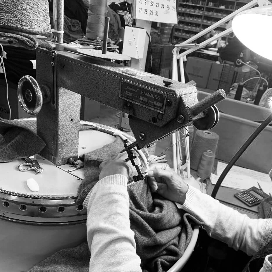 kapeka knitwear production sewing machine