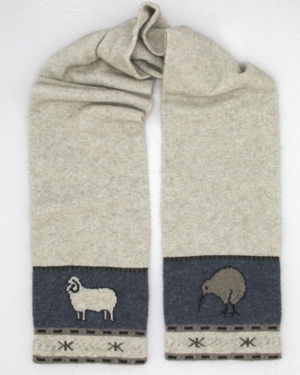 Merinosilk Kiwi &amp; Sheep Scarf - Kapeka